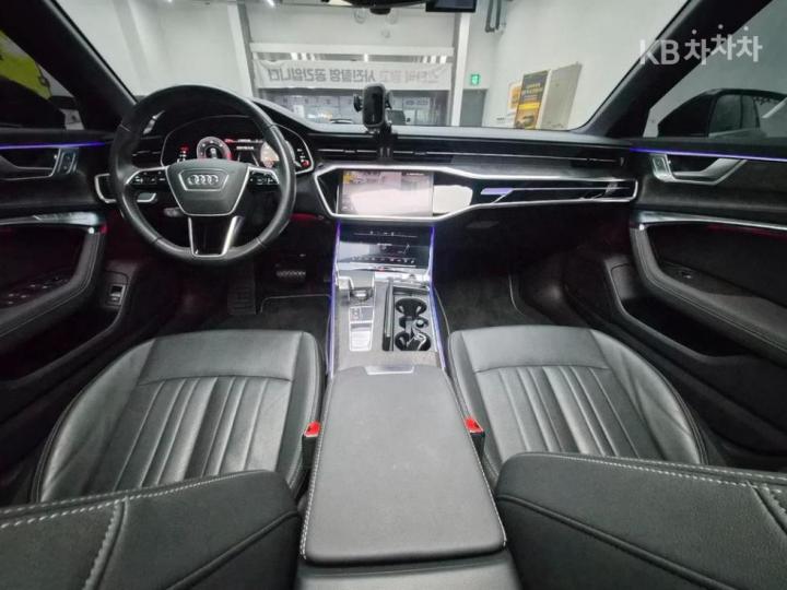 Audi A6 C8 45 TDI Quattro Premium 6