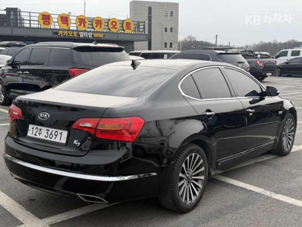 2011 - kia k7