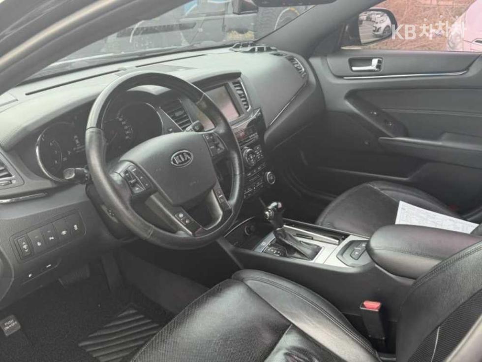2011 - kia k7