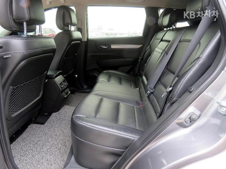 Renault QM6 2.0 4WD RE Signature 10