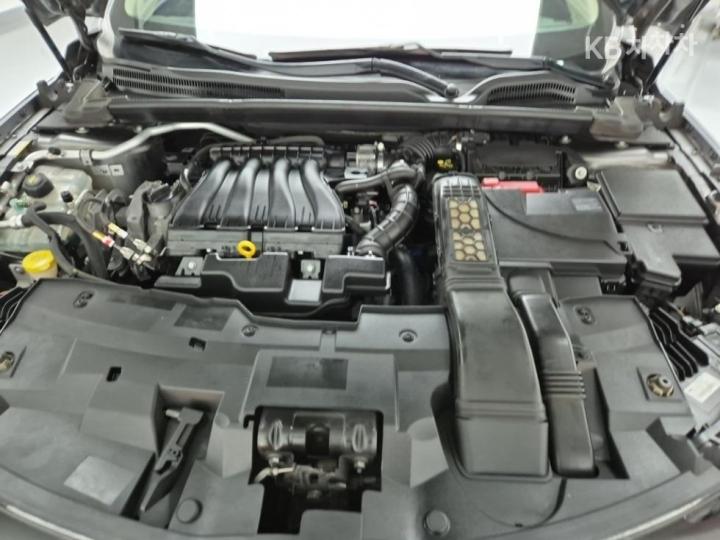 Renault SM6 2.0 LPe LE 6