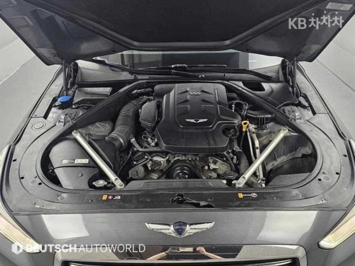 Genesis EQ900 3.8 GDI AWD Luxury 7