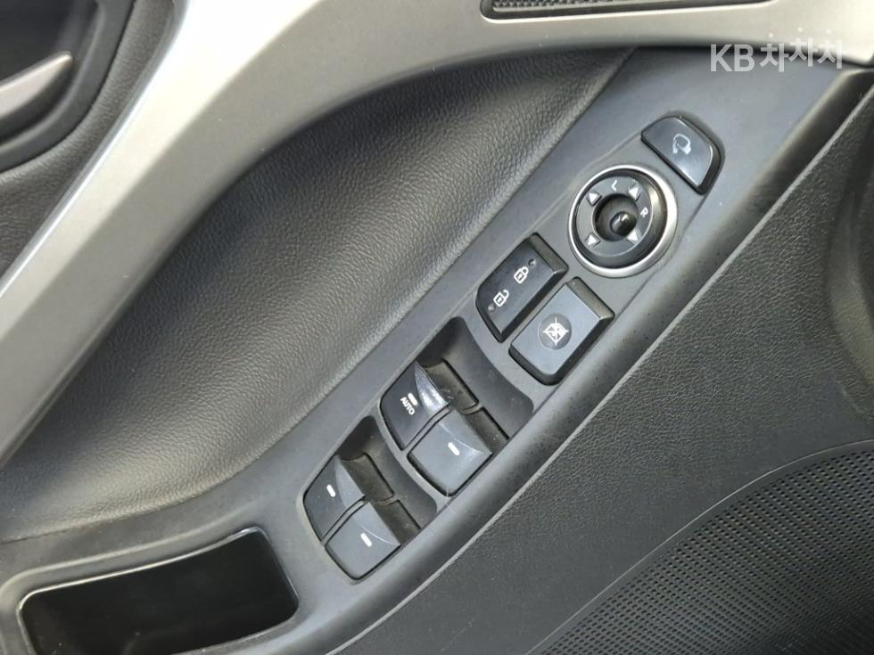 Hyundai Avante — miniaturë 17