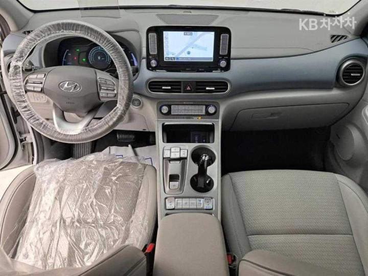 Hyundai Kona Electric Premium 7