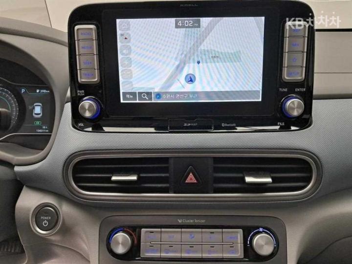 Hyundai Kona Electric Premium 10