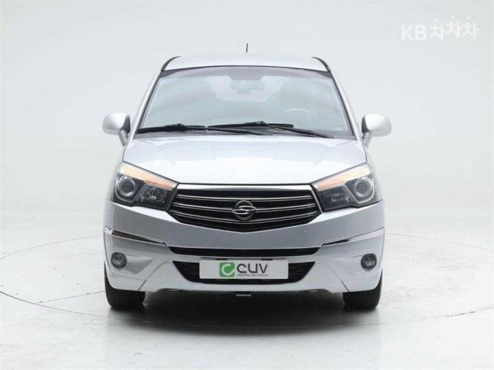 KG Mobility (Ssangyong) Korando Turismo 2WD LT 3