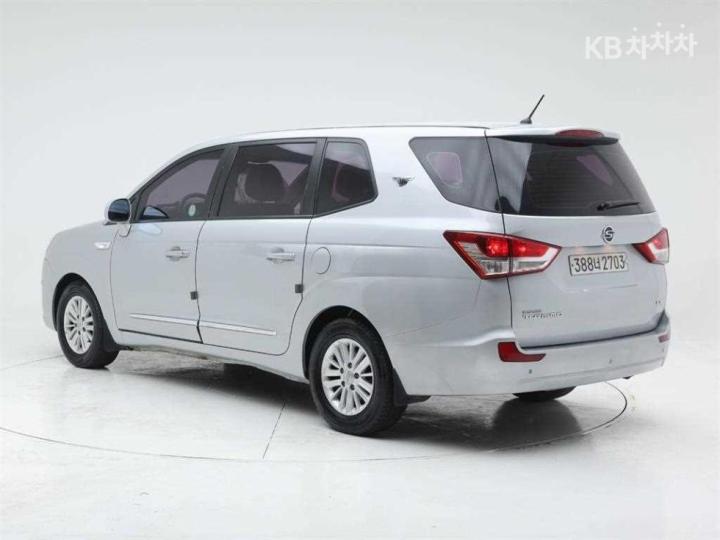 KG Mobility (Ssangyong) Korando Turismo 2WD LT 5