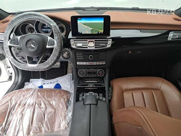 Mercedes-Benz CLS-Class W218 CLS400 AMG Line W218 7