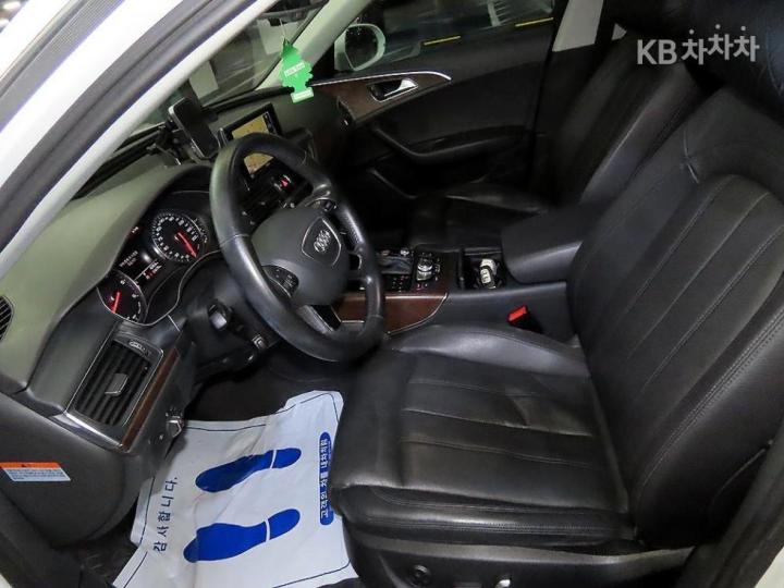 Audi A6 NEW 35 TDI Premium C7 7