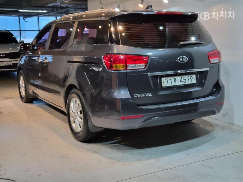 2016 - kia carnival