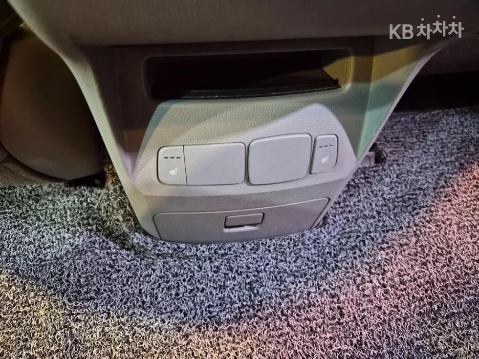 2016 - kia carnival