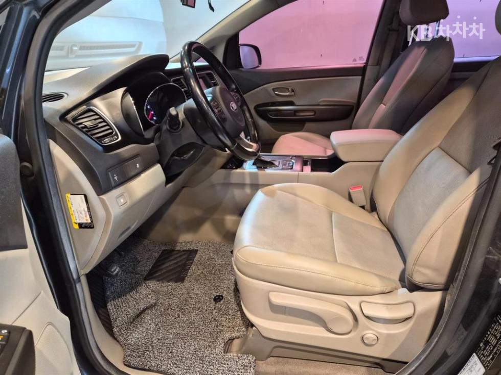 2016 - kia carnival