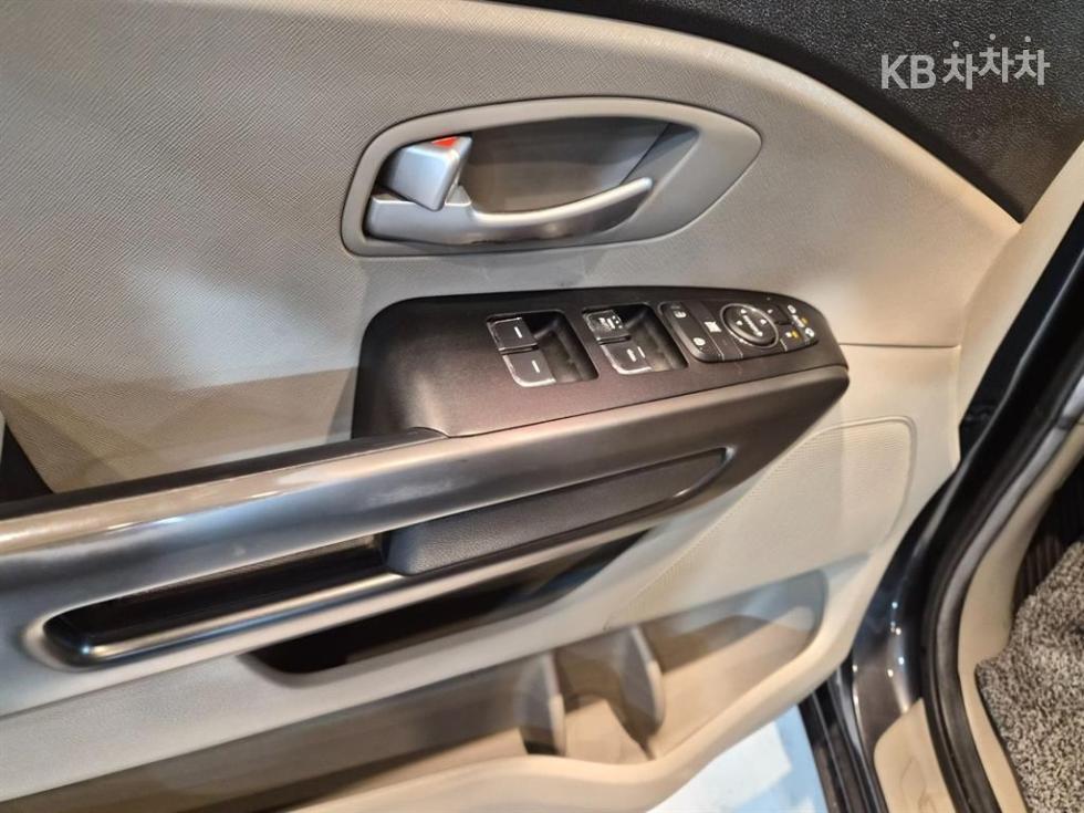 2016 - kia carnival