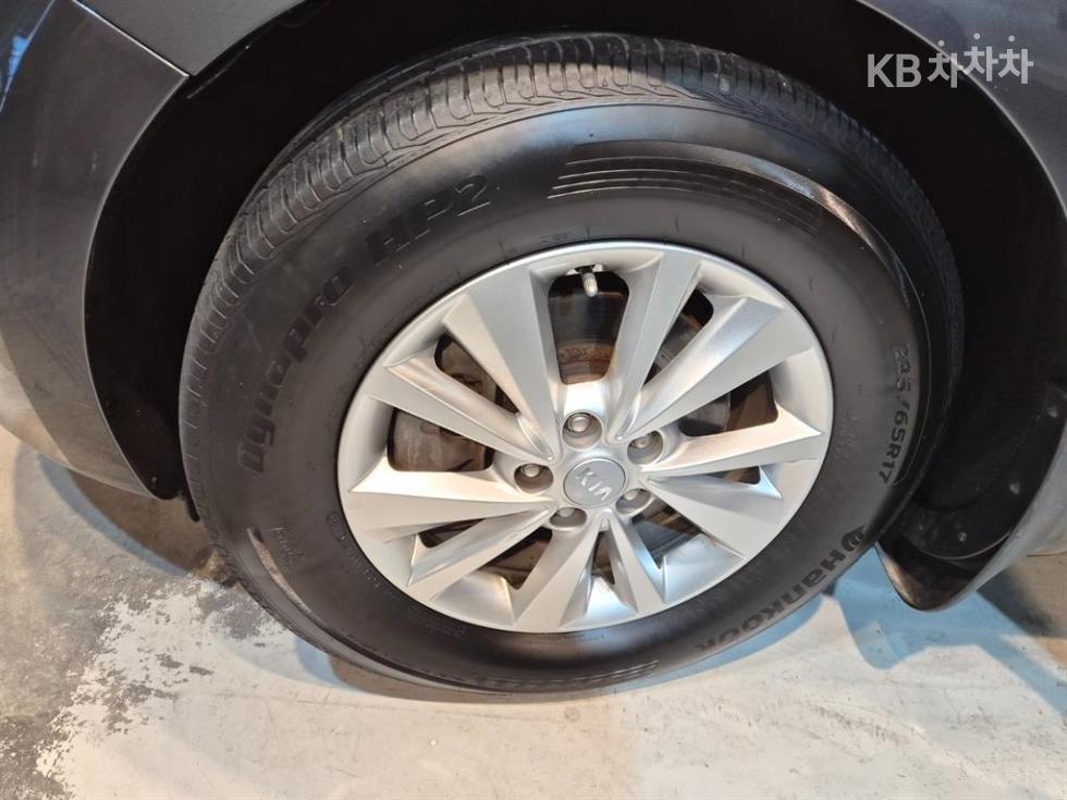 2016 - kia carnival
