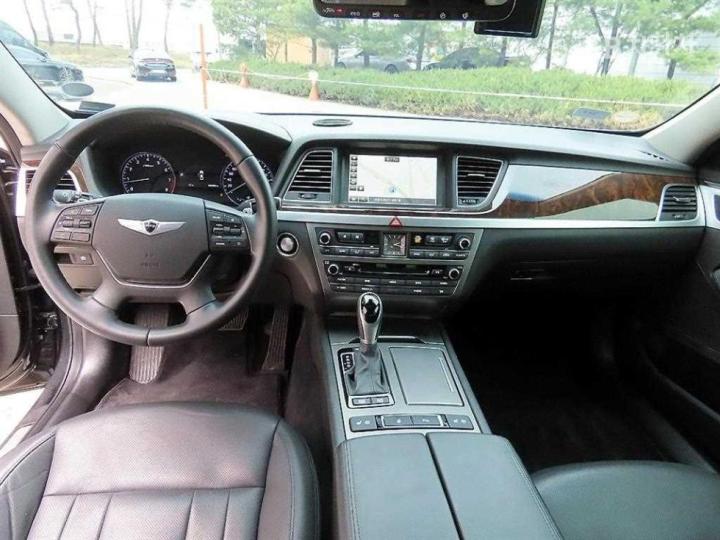 Hyundai Genesis DH G330 Modern 8
