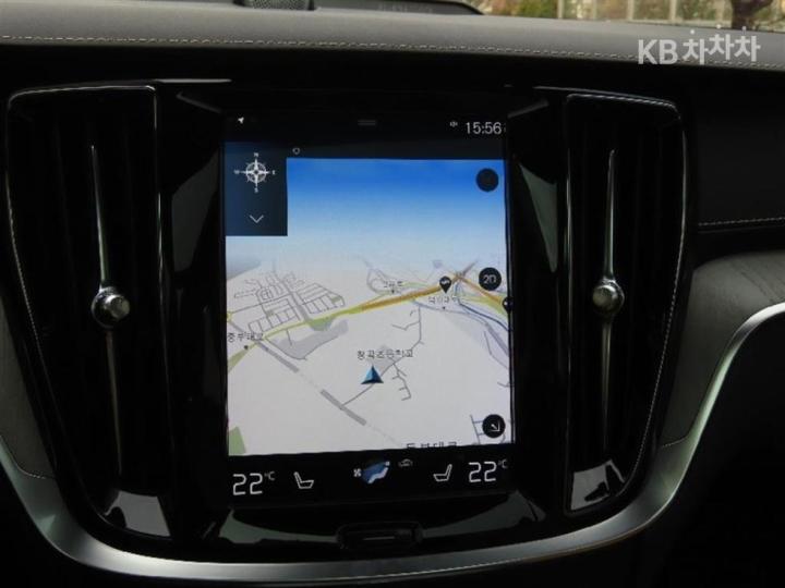 Volvo V60 CC T5 AWD Pro 9