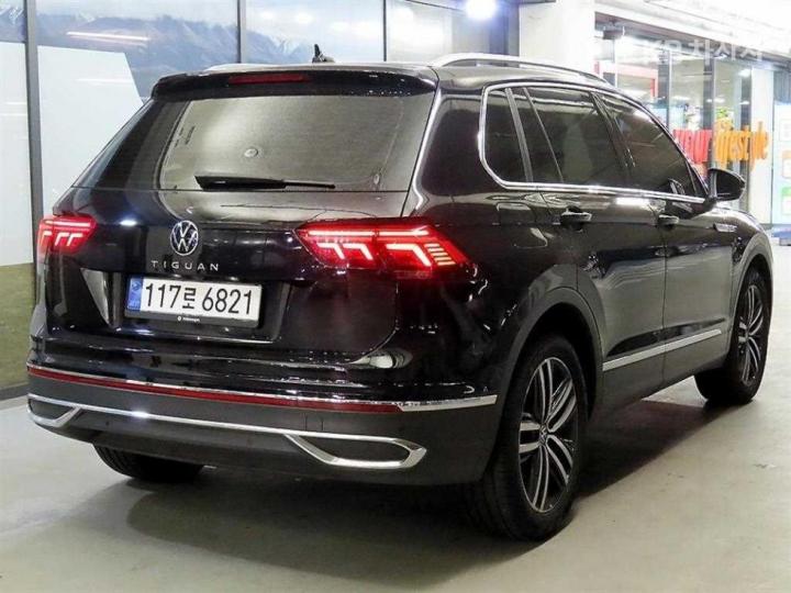 Volkswagen Tiguan 2.0 TDI Prestige 5