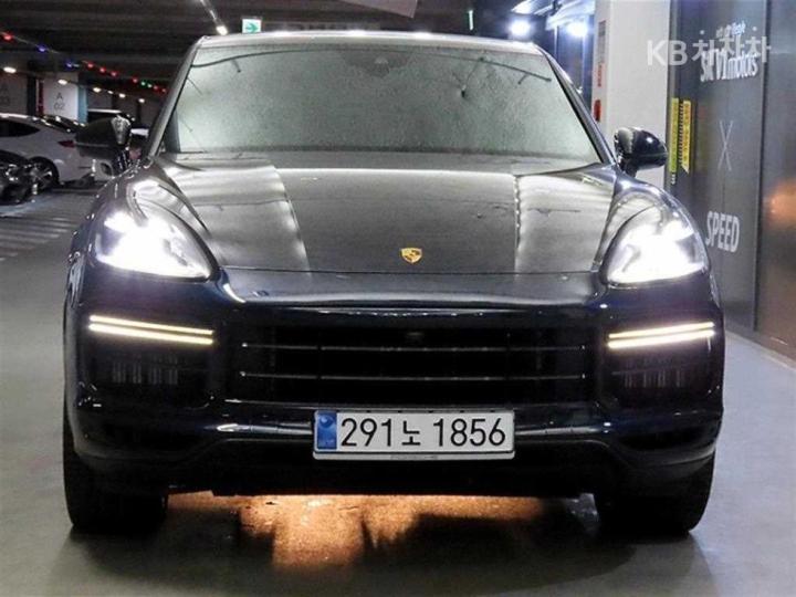Porsche Cayenne 9Y0 4.0 Turbo Coupe Base Type 3