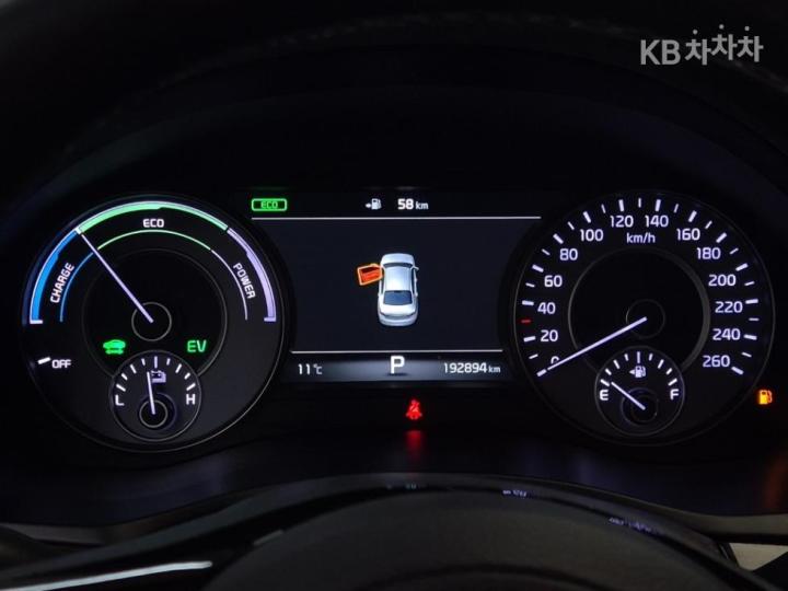 Kia K7 Hybrid Prestige Base Type 7