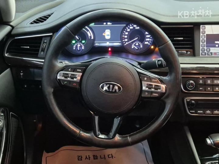 Kia K7 Hybrid Prestige Base Type 10