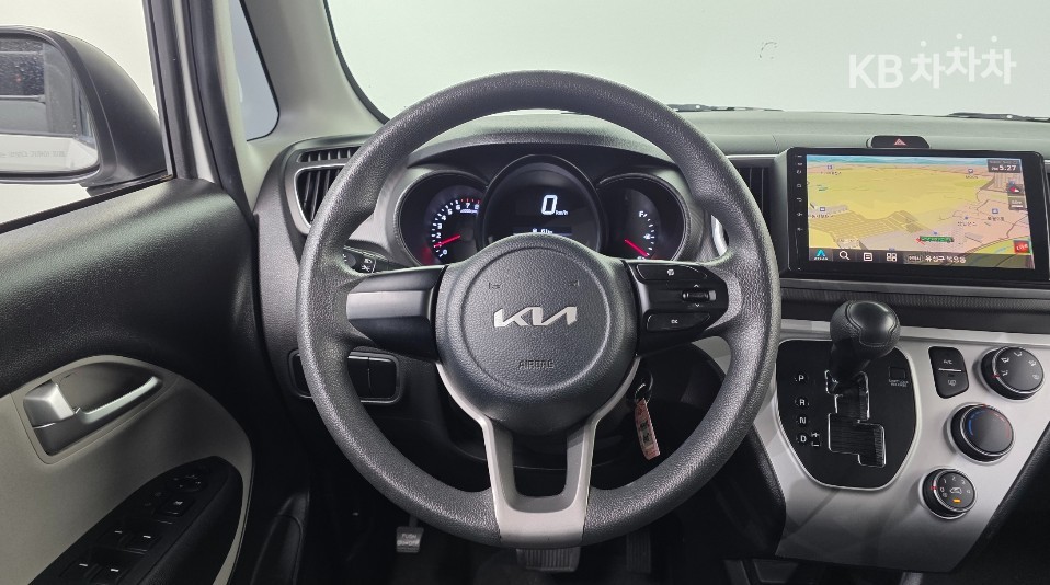 2022 - kia ray