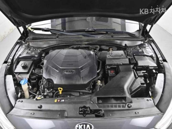 Kia K7 3.3 GDI Noblesse 7