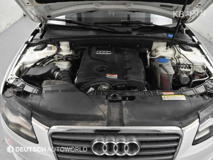 Audi A4 NEW 2.0 TFSI Quattro B8 7