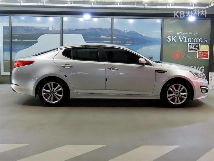 Kia K5 2.0 LPI Prestige 4