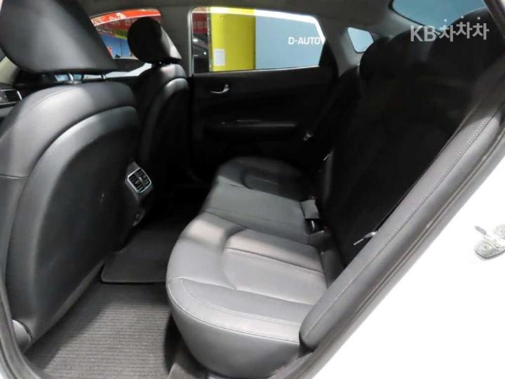 Kia K5 2.0 LPI Prestige 8