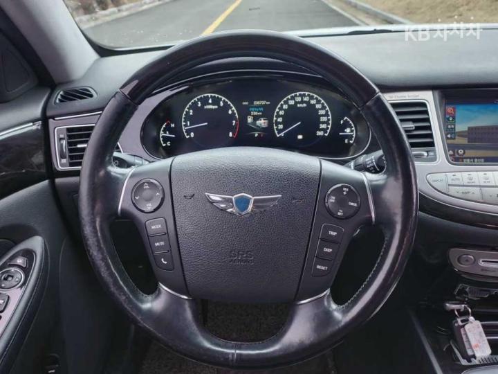 Hyundai Genesis BH330 GRAND Prime Pack 7