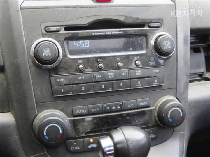 Honda CR-V 2.4 4WD 8