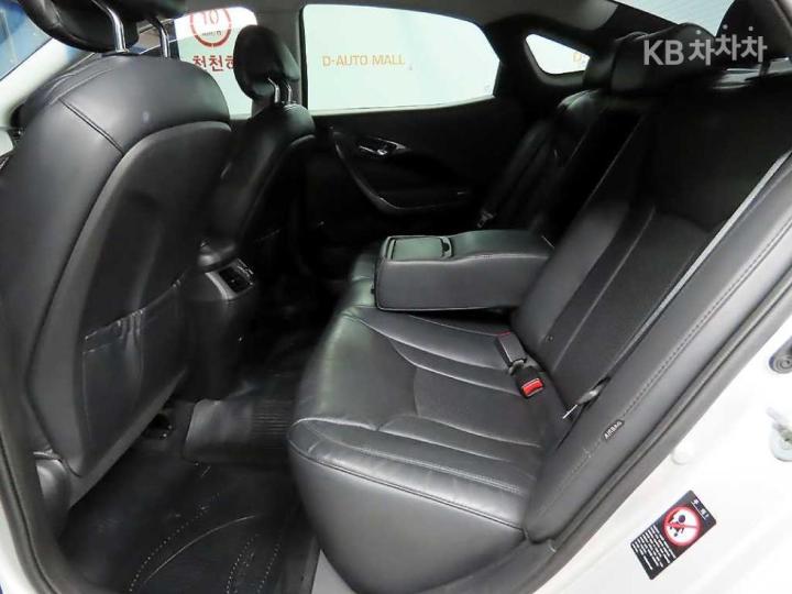 Hyundai Grandeur Hybrid Premium 8