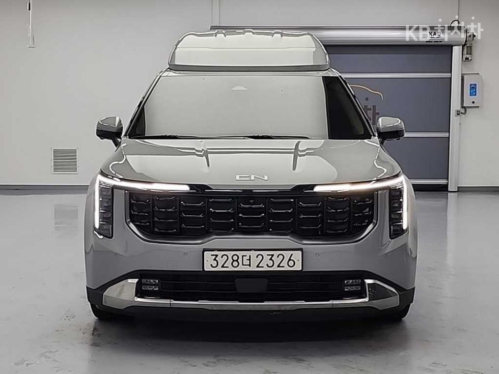 2023 Kia 4 photo