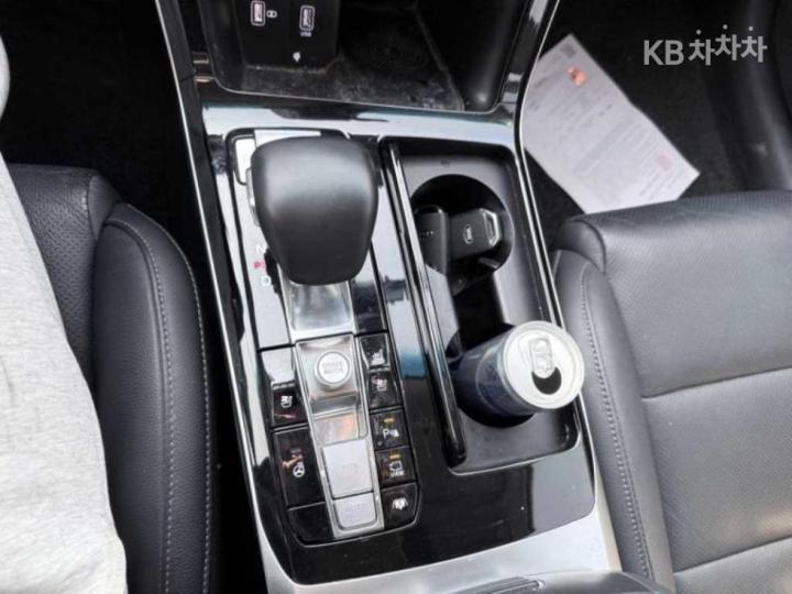 Kia K7 Premier Hybrid 2.4 HEV Noblesse 8