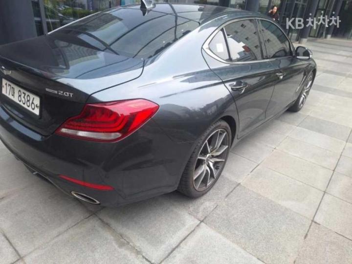 Genesis G70 2.0T AWD Sport Package 7