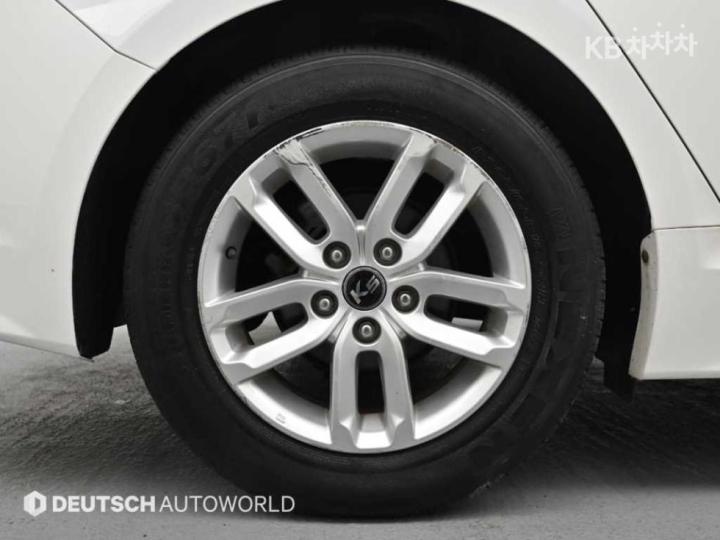 Kia K5 2.0 LPI Luxury 6