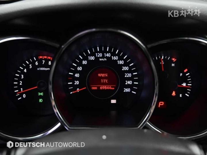 Kia K5 2.0 LPI Luxury 9