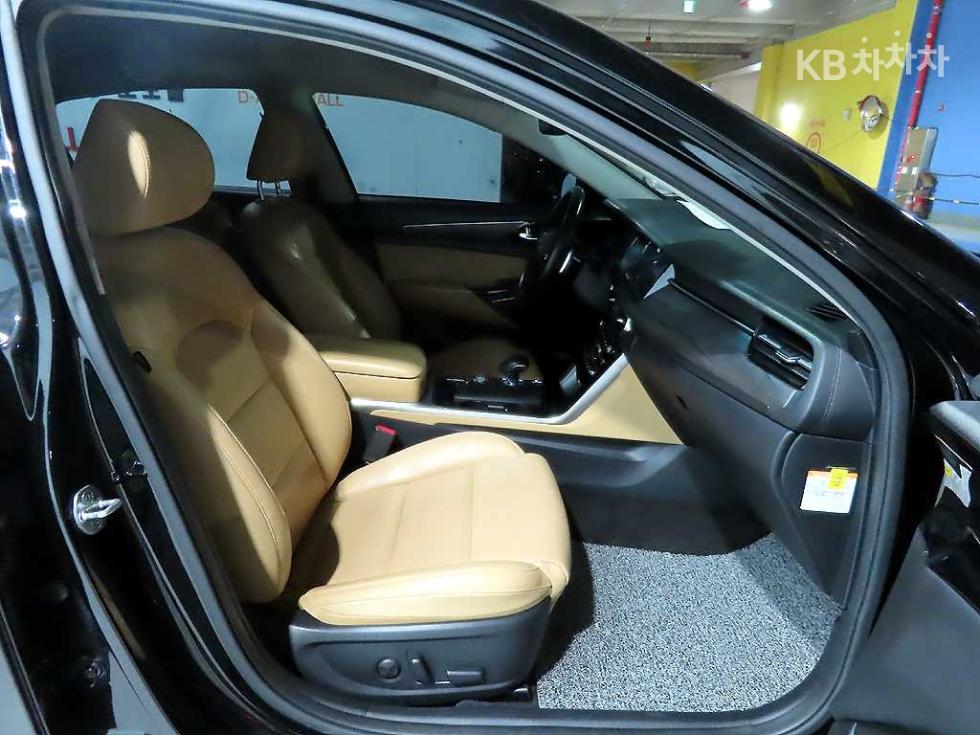 2020 - kia k7