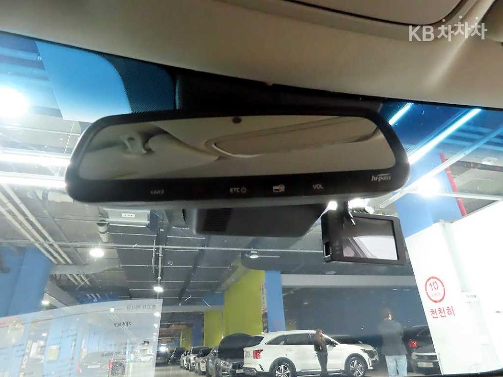 2020 - kia k7