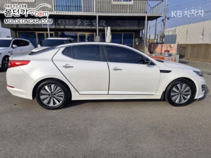Kia K5 2.0 LPI Prestige 3