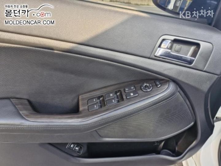 Kia K5 2.0 LPI Prestige 6