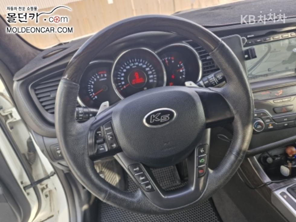 Kia K5 — miniaturë 10