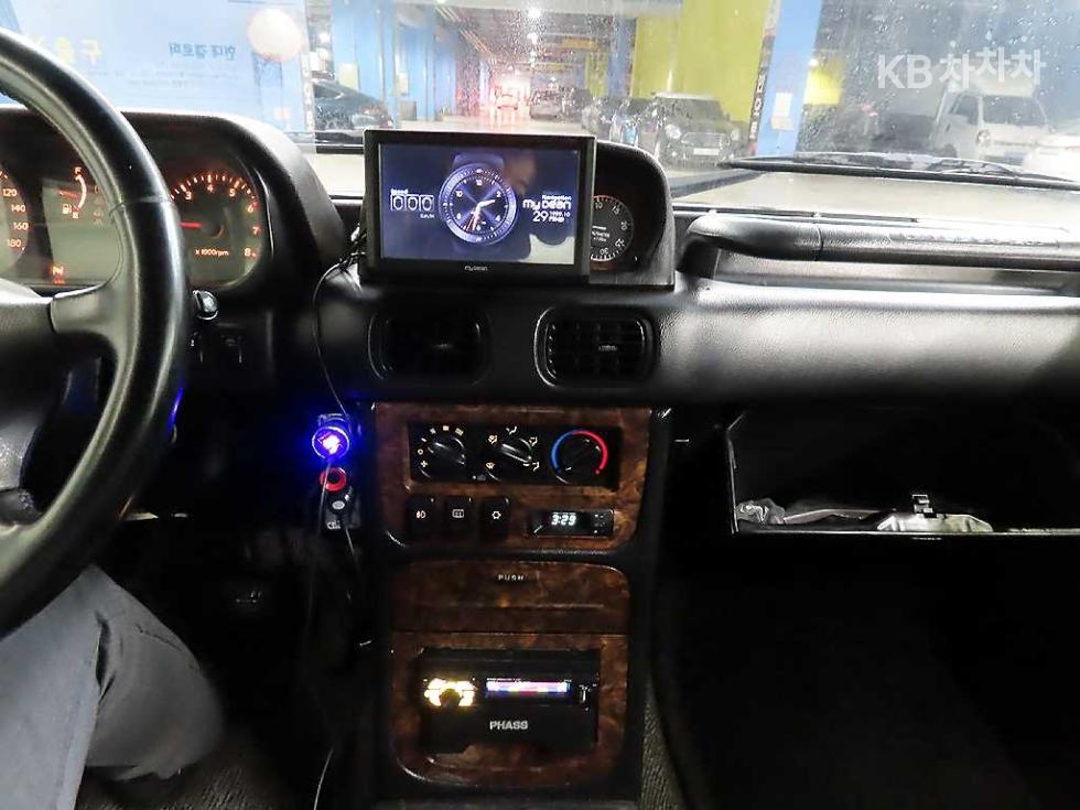 Hyundai Galloper — miniaturë 11