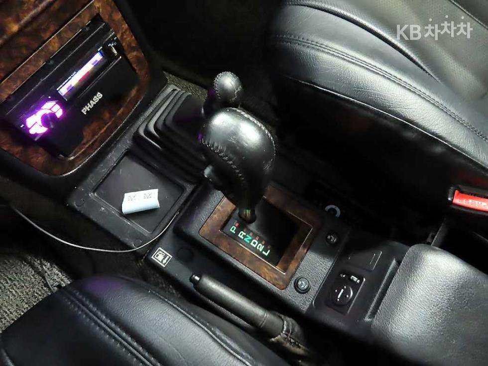 Hyundai Galloper — miniaturë 12