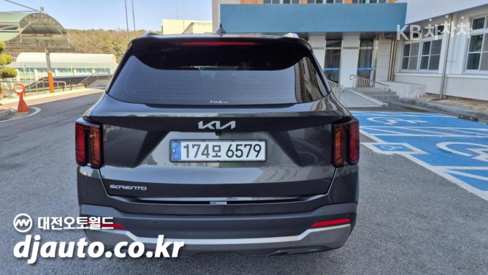 2024 - kia sorento
