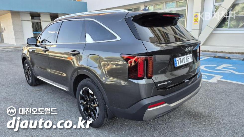 2024 - kia sorento