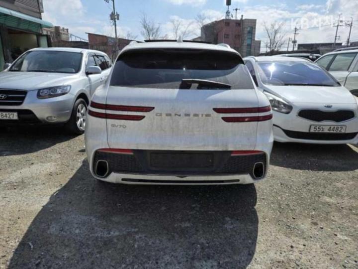 Genesis GV70 Gasoline 2.5T 2WD 4