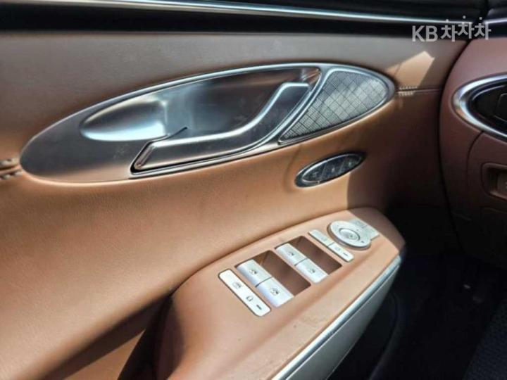 Genesis GV70 Gasoline 2.5T 2WD 10