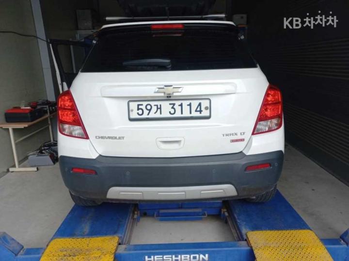 Chevrolet Trax 1.4 LT Deluxe 4