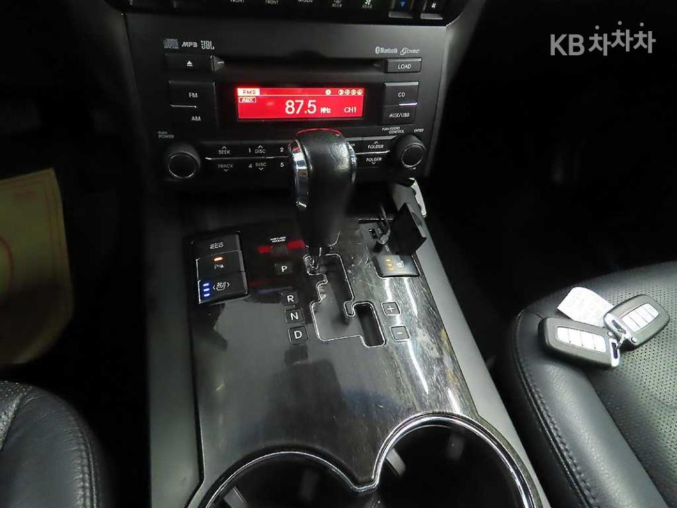 2014 - kia mohave
